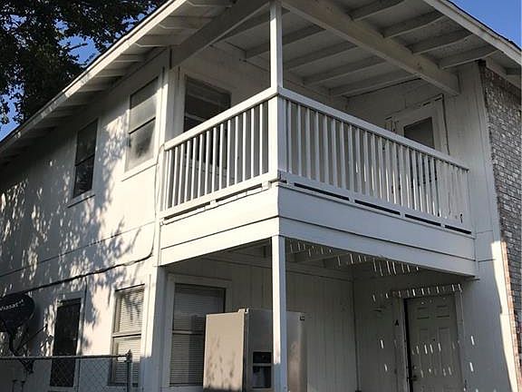 3rd image of 8400 Garcreek Cir