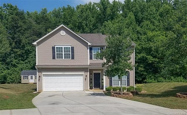 1st image of 5219 Holbert Cres