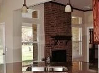 612 McConnell Dr, Yukon, OK 73099