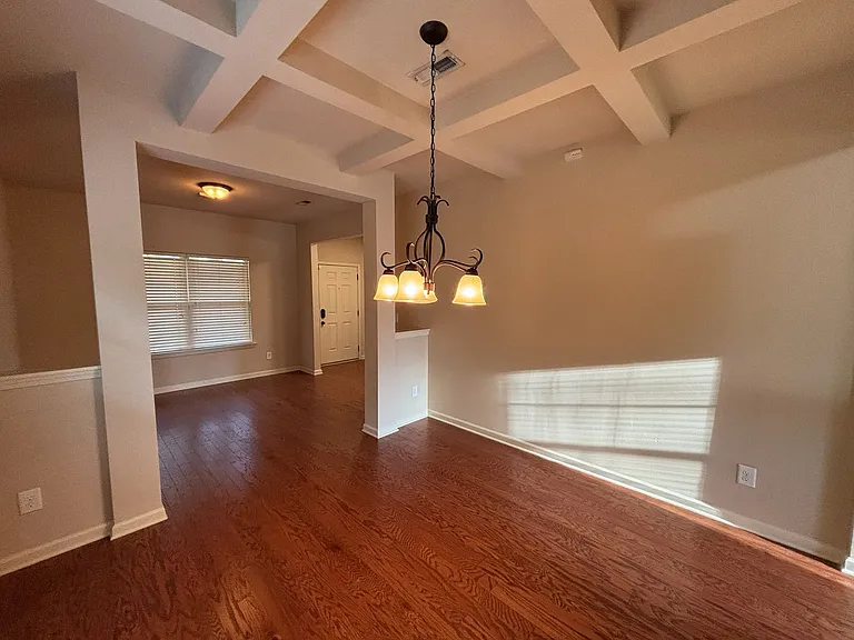 1322 Ingersoll Dr — Photo 5