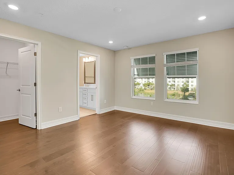5351 Bridge St — Photo 23