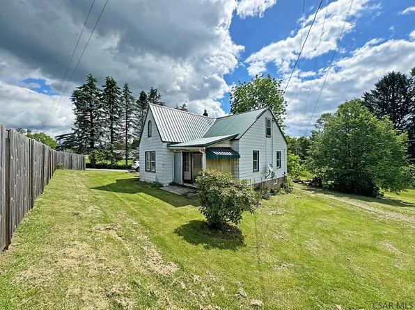 2744 William Penn Ave, Johnstown, PA 15909