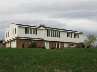 8 Long Hill Rd, Troy, NY 12180