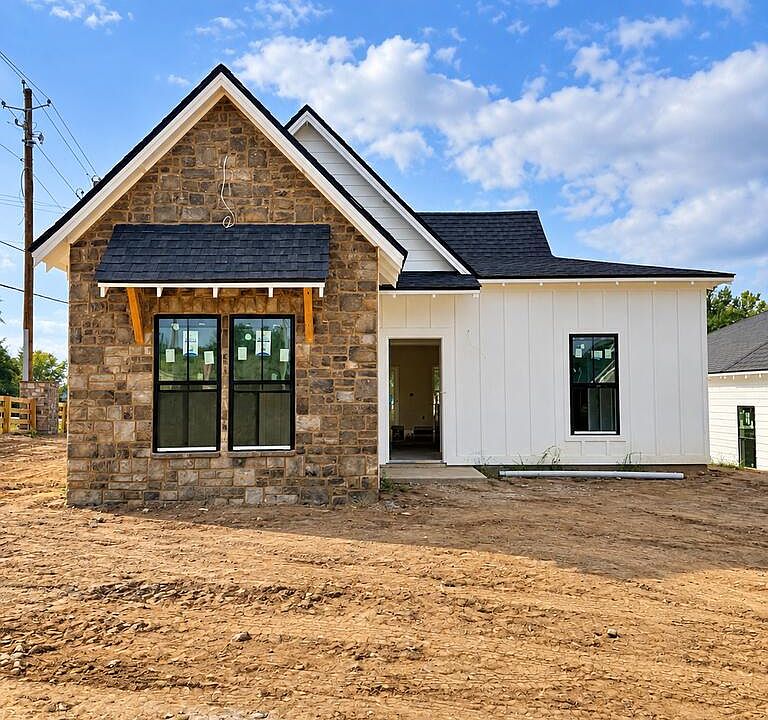 1st image of 1 Nelli St