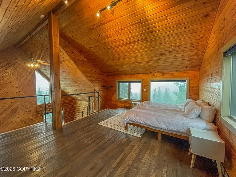 8300 Robert Dr — Photo 13