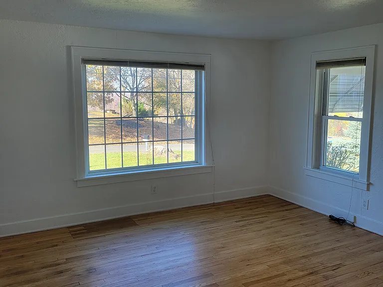 2261 Ridge Rd — Photo 20