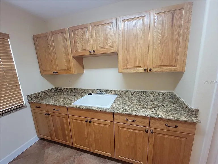 10209 Thurston Groves Blvd — Photo 42