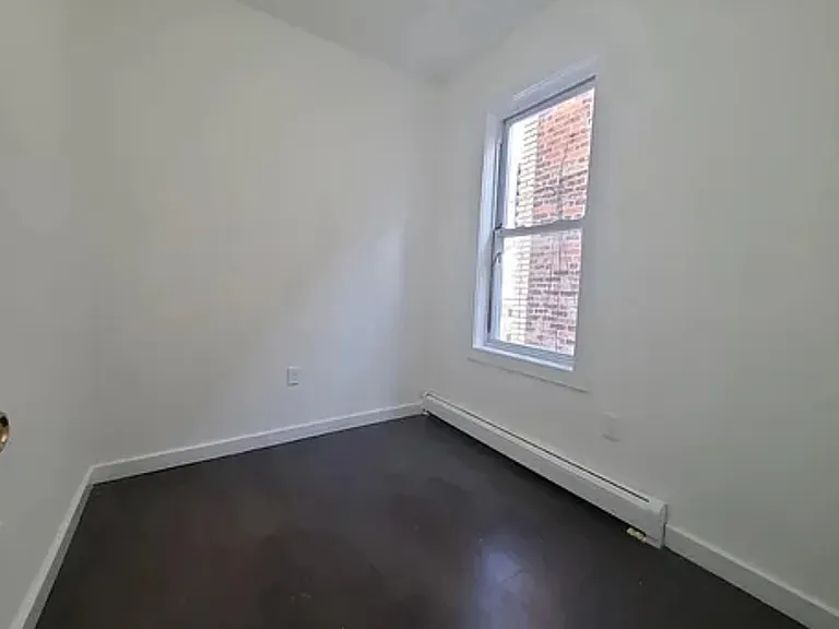 29 Bartholdi Ave #101 — Photo 5