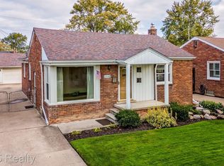 1846 Michigan Blvd, Lincoln Park, MI 48146