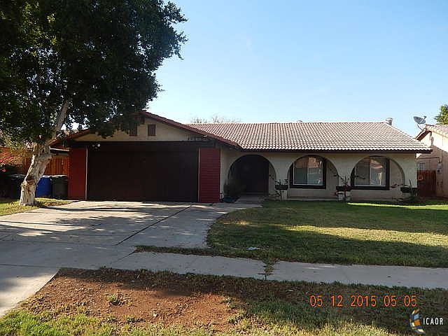 1st image of 2050 Sandalwood Dr