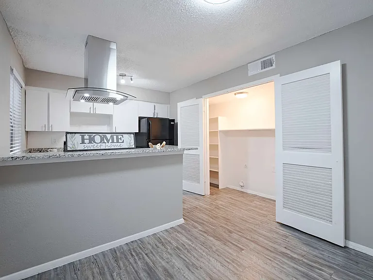 Maxton West Apartment Homes — Photo 83
