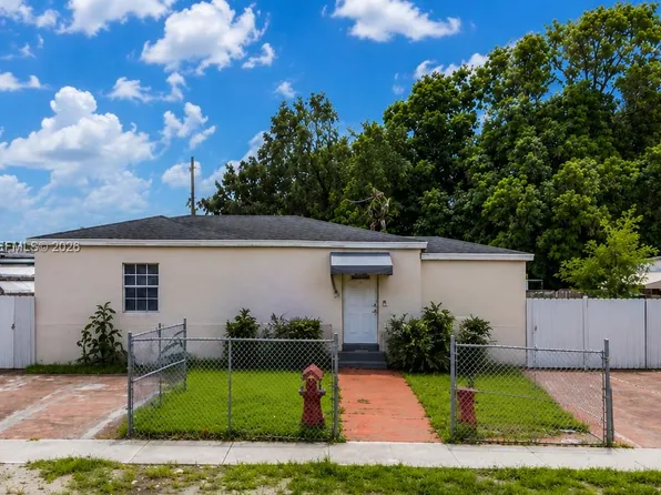 580 SE 2nd St, Hialeah, FL 33010