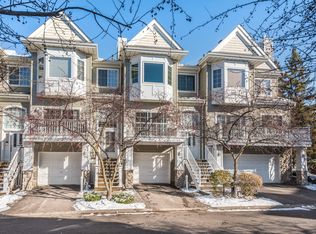 800 Fairfield Cir, Minnetonka, MN 55305