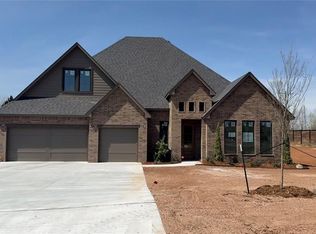 9001 Prairie Farms Dr, Mustang, OK 73064