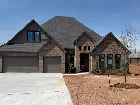 9001 Prairie Farms Dr, Mustang, OK 73064