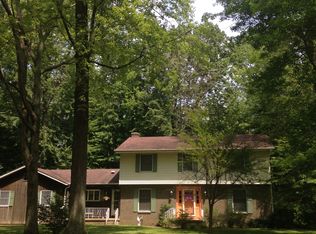 315 Old Mill Rd, Erie, PA 16505