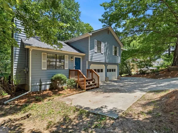 4127 Warren Rd, Flowery Branch, GA 30542