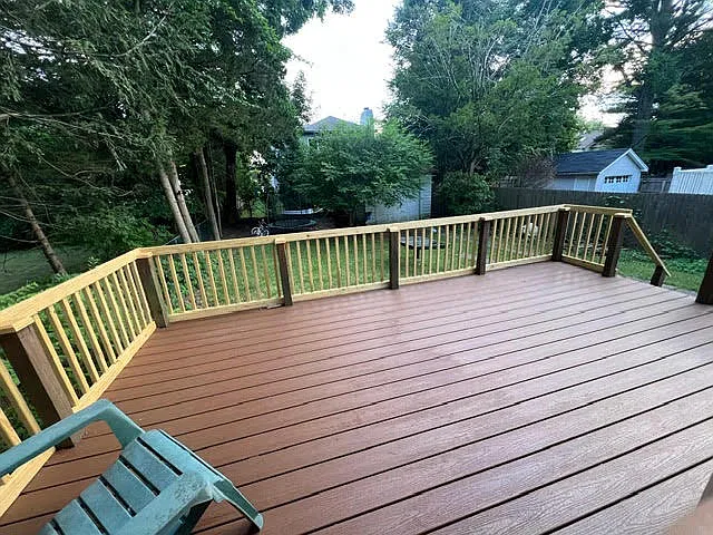 54 Oak St — Photo 3