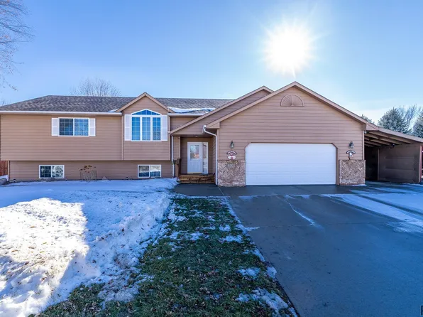 301 W River Oak St, Brandon, SD 57005