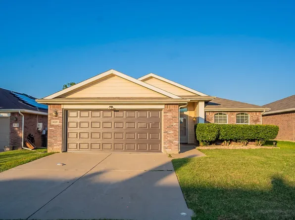 8209 Summer Stream Dr, Fort Worth, TX 76134