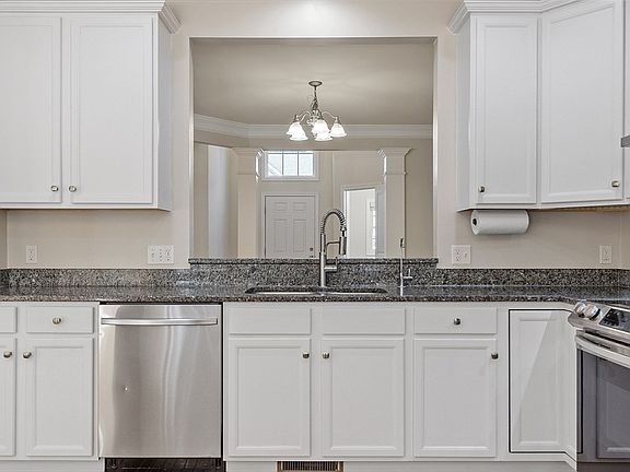 4th image of 26 Kendall Ct #67