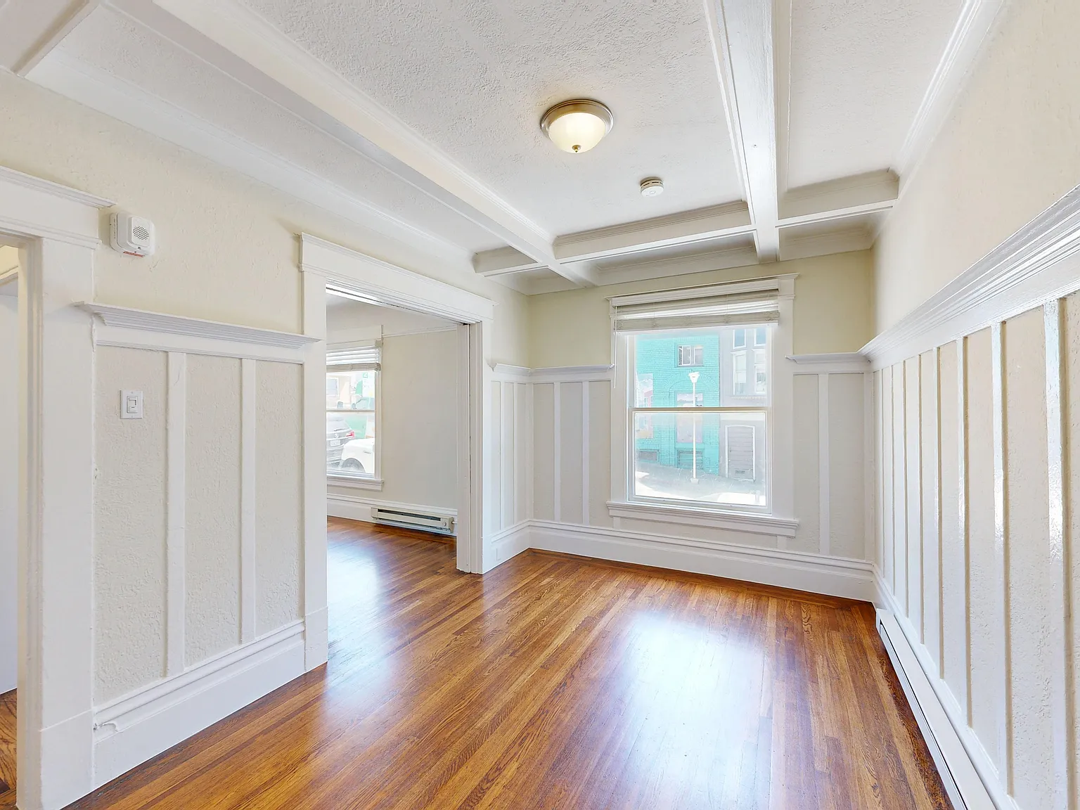 1301 Leavenworth Street — Photo 2