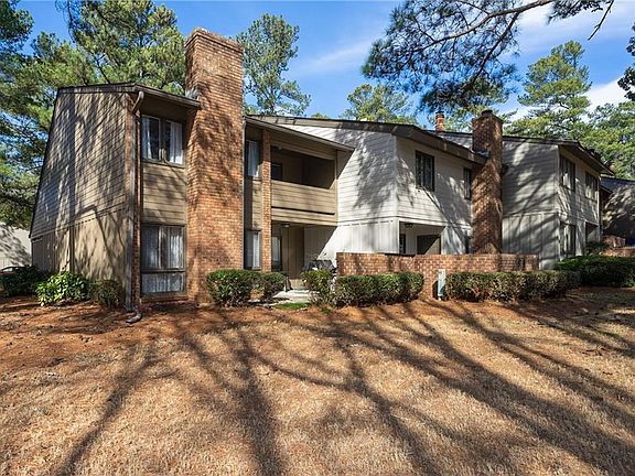 2nd image of 905 Cedar Canyon Sq