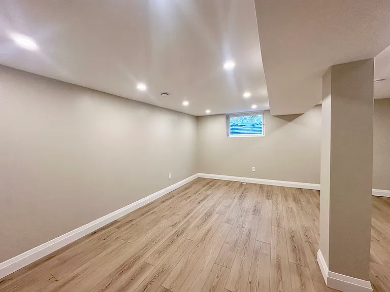 751 Hillcroft St #2 — Photo 7