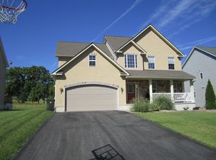 111 Trout Stream Dr, Newark, DE 19711