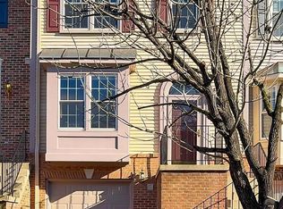 8722 Stone Hill Pl, Springfield, VA 22153