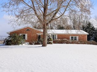 66 Tripplewood Dr, Mercer, PA 16137