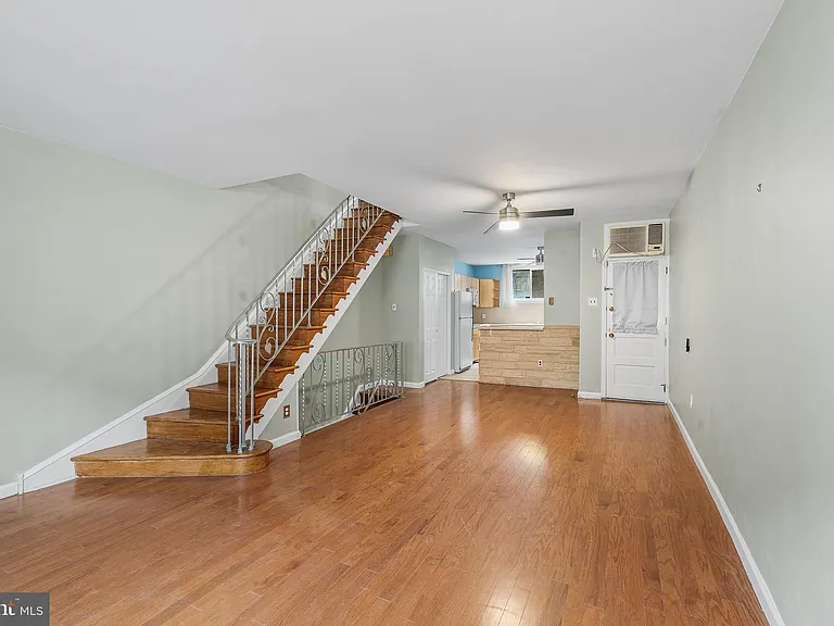 2336 S Carlisle St — Photo 3