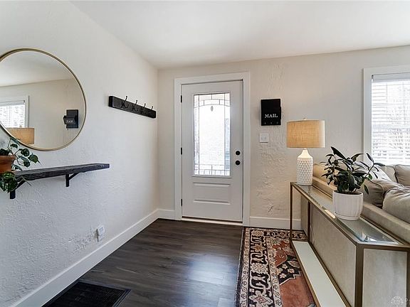 5th image of 923 Westminster Pl