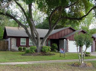13543 Fernhill Dr, Sugar Land, TX 77498