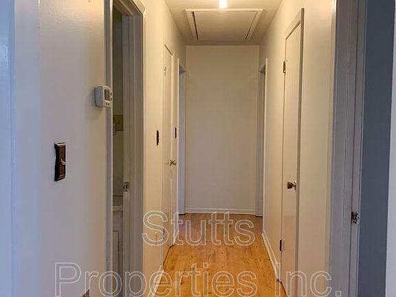 5th image of 829 Cumberland St