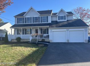 141 Marlin Rd, Manahawkin, NJ 08050