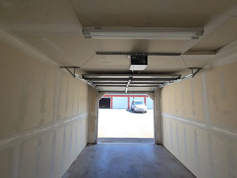 803 California St — Photo 13