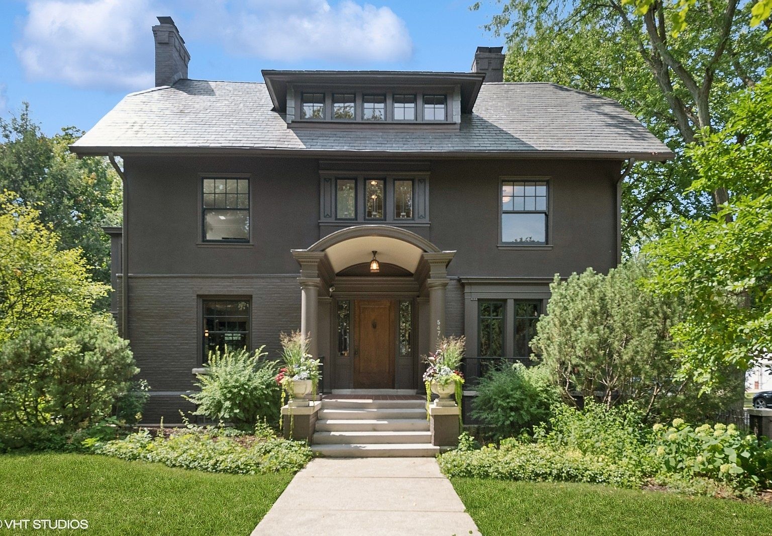 547 Linden Ave, Oak Park, IL 60302 | Zillow