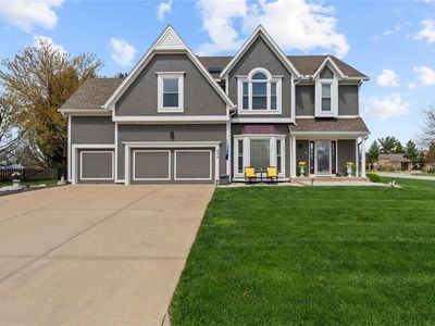 600 SW Trailpark Cir, Lees Summit, MO, 64081