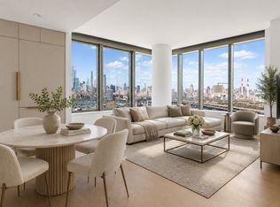 3 Court Sq #2802, Long Island City, NY 11101