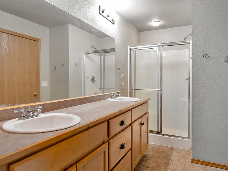 2939 W Scottswood Pl — Photo 15