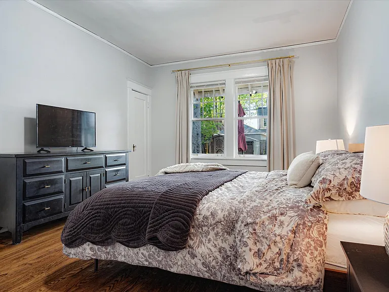 920 N Barksdale St — Photo 18