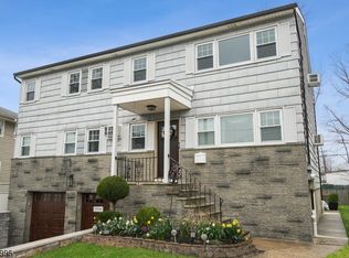 1002 Gifford Ct, Union, NJ 07083