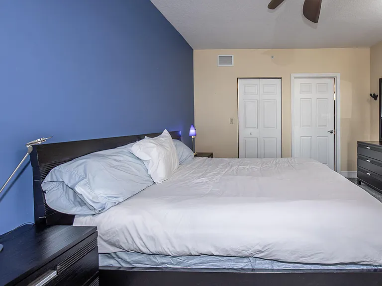 511 Lucerne Ave #401 — Photo 24