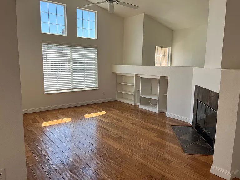 7388 Dalmally Ln — Photo 27