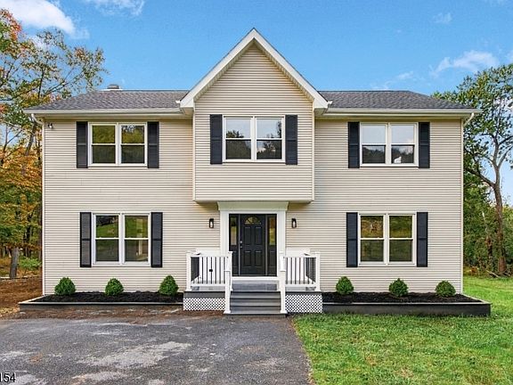 5th image of 105A Russling Rd