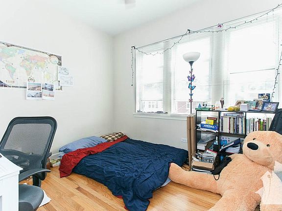 2nd image of 4425 N Whipple St APT 2A