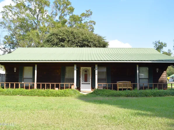 1700 4th St, Leakesville, MS 39451