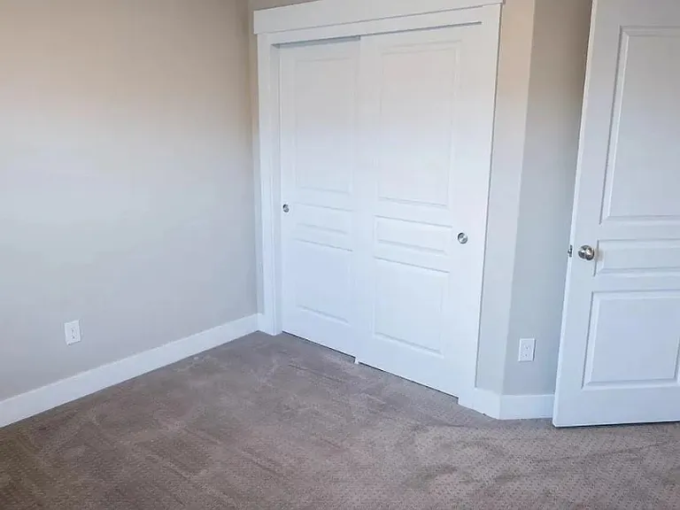 357 E Vancott Way — Photo 14
