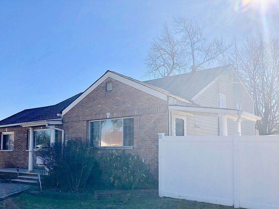 1st image of 56 Oakland Ave